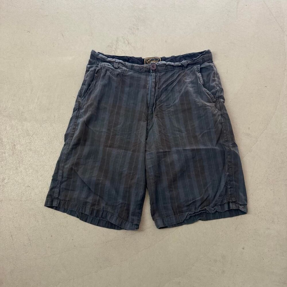 Ezekiel Men's Black and Blue Shorts